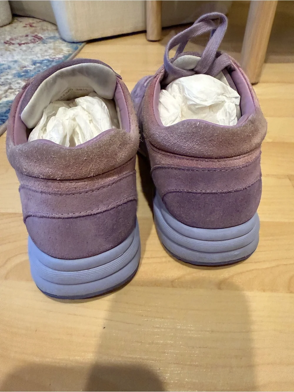CHANEL Lavender Suede Low-Top Sneakers calf skin inner . 2019 Karl Lagerfeld